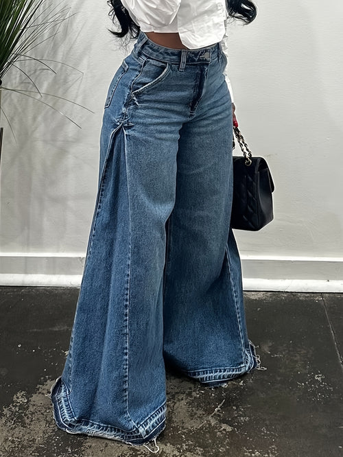 Ausgestellte High-Waist Jeans in Hellblau mit weitem Bein