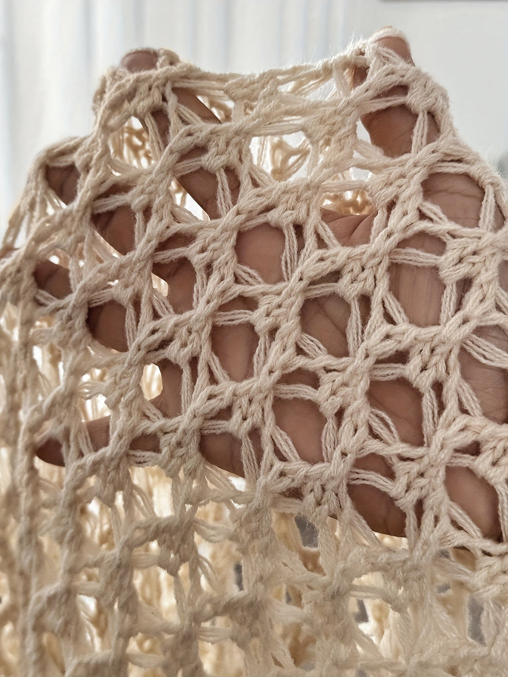 Offene drapierte Strickjacke Beige Nahaufnahme