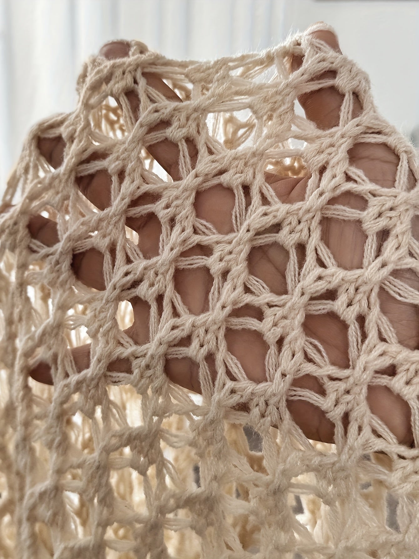 Offene drapierte Strickjacke Beige Nahaufnahme