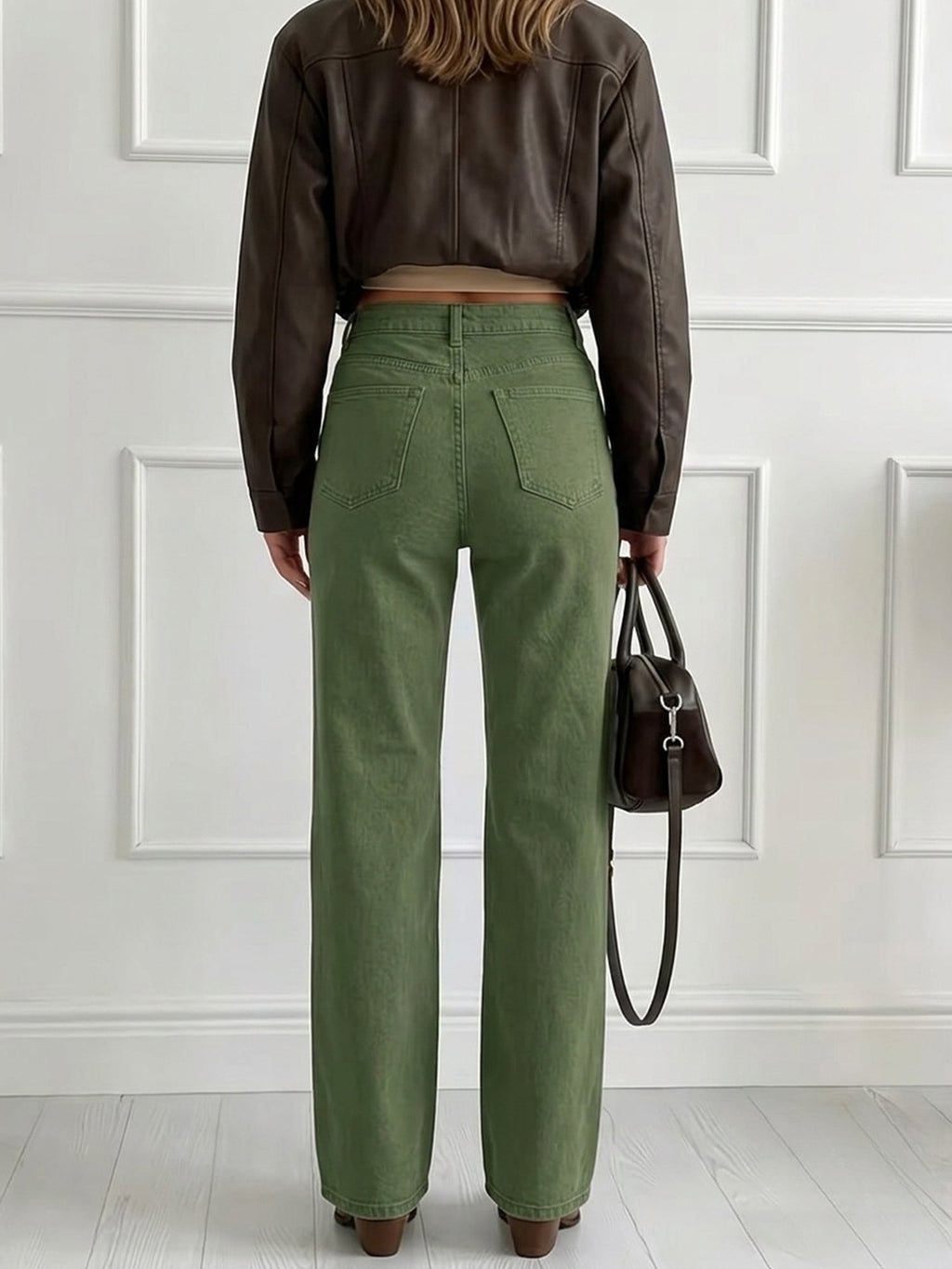 Gerade geschnittene Slim-Fit Jeans in drei Farben