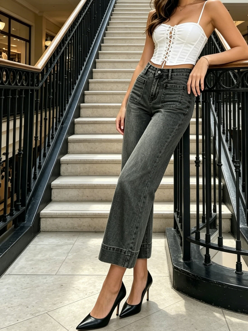 Cropped Wide-Leg Jeans in Dunkelgrau mit hoher Taille