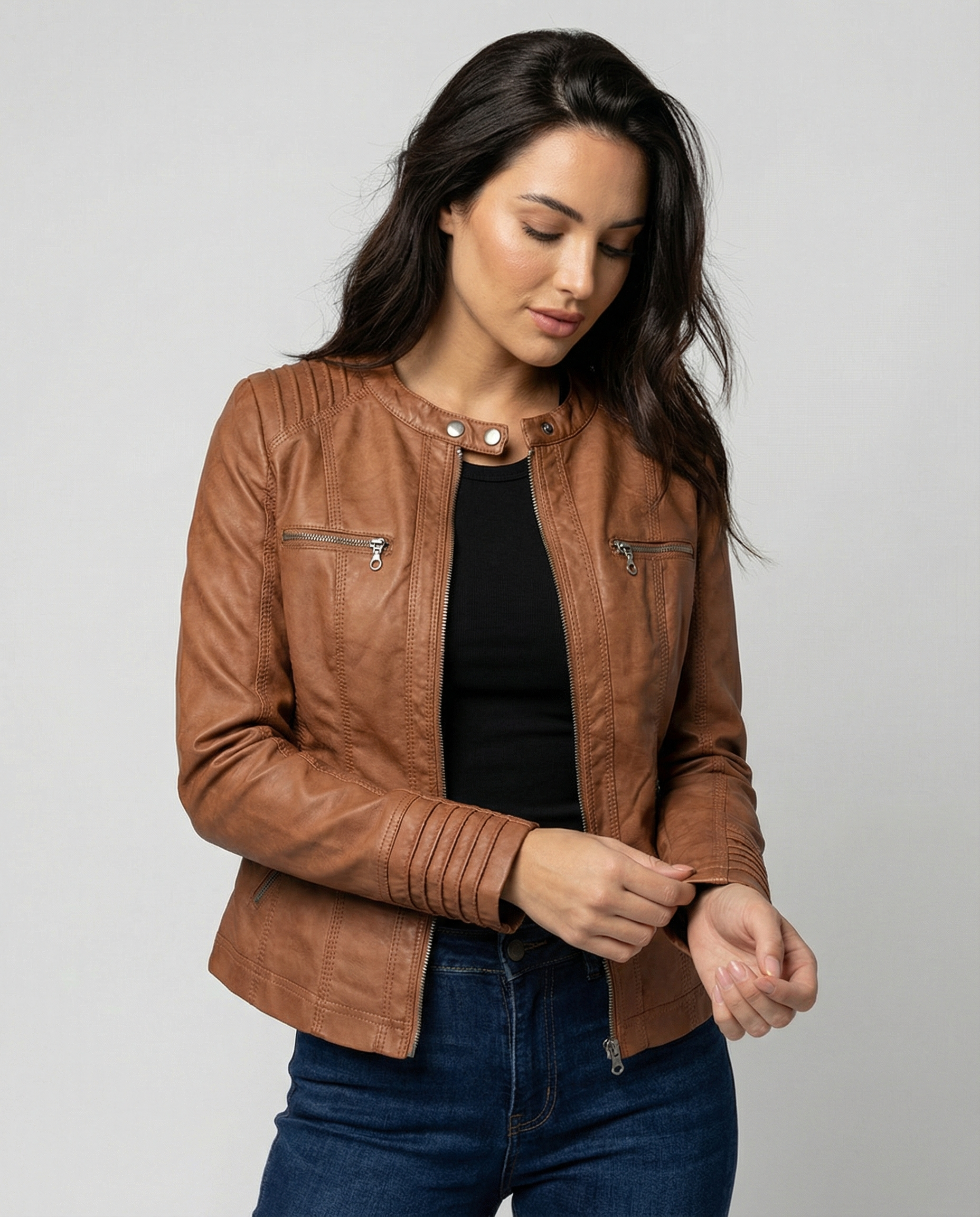 Wetterfeste Kunstlederjacke mit Kapuze