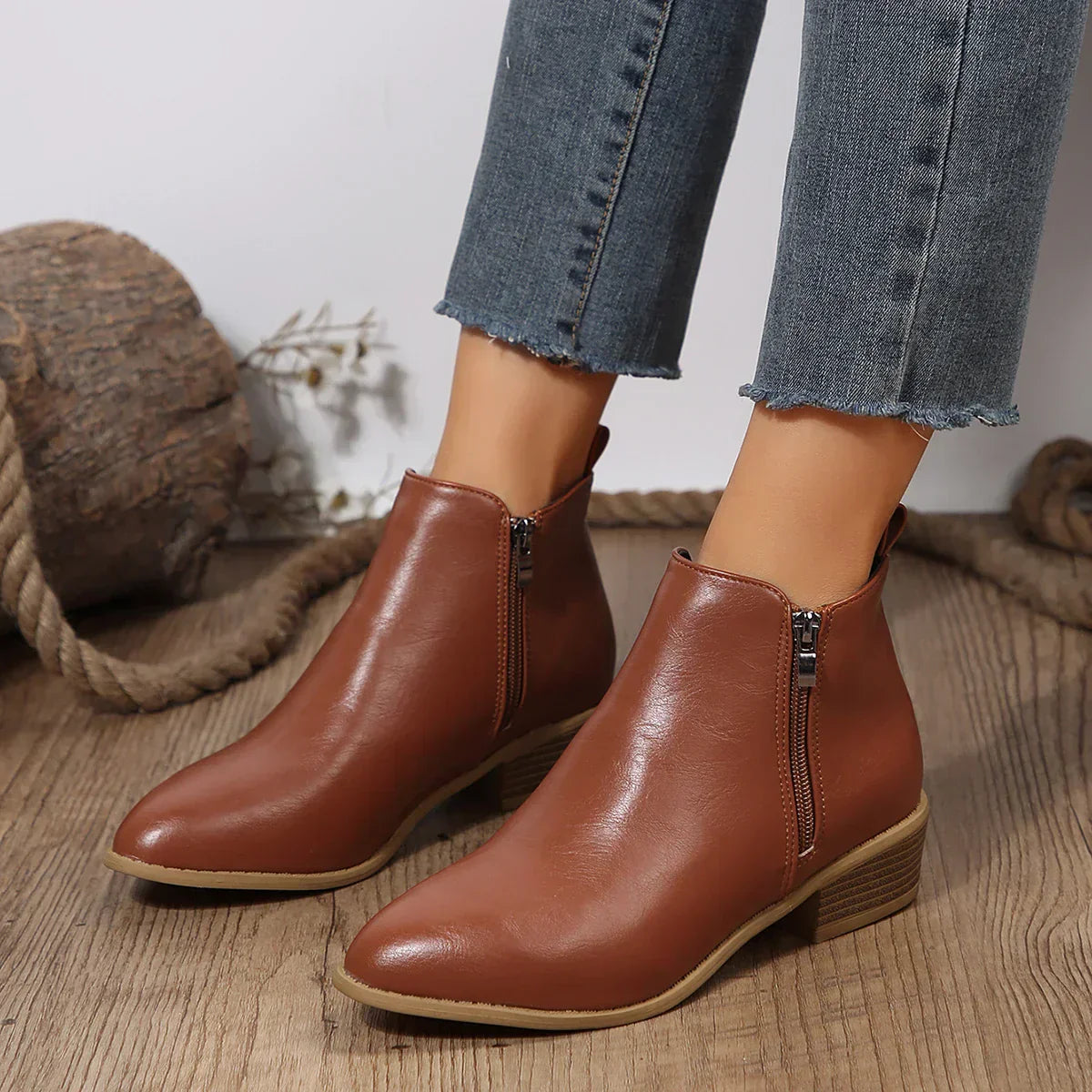 Stiefeletten mit Reißverschluss seitlich
