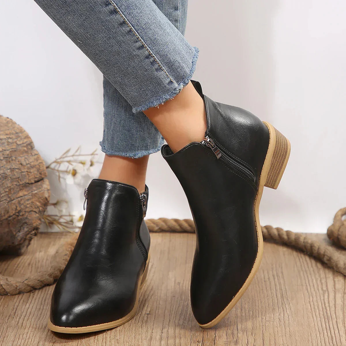 Stiefeletten mit Reißverschluss Sohle