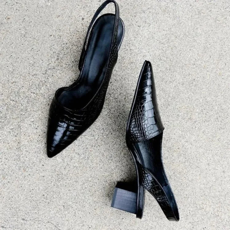 Pumps Spitze Blockabsatz elegant