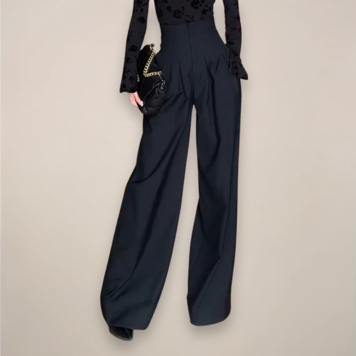 High-Waist-Hose Schwarz weites Bein Rückansicht