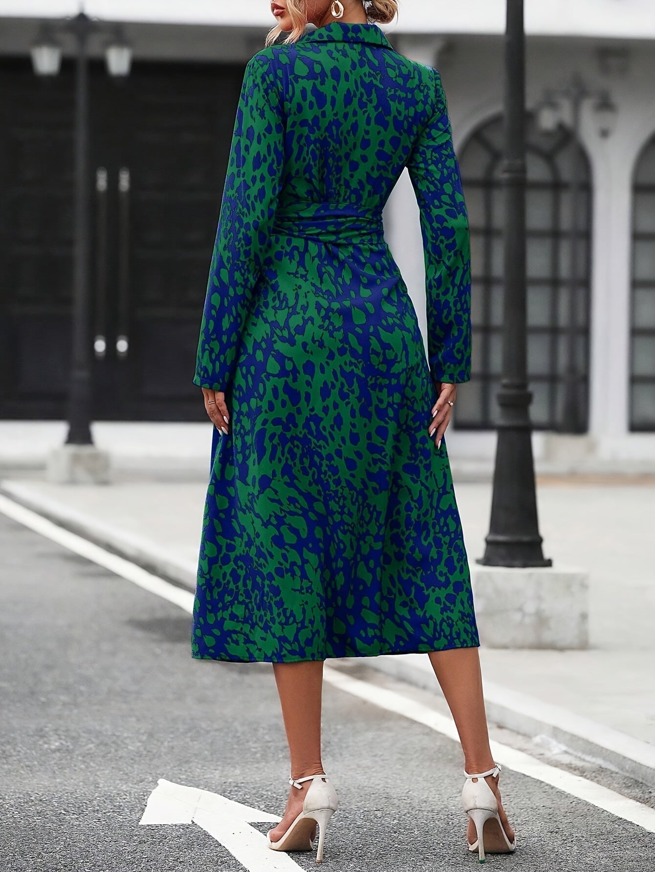 Geometric Print Belted Shirt Dress