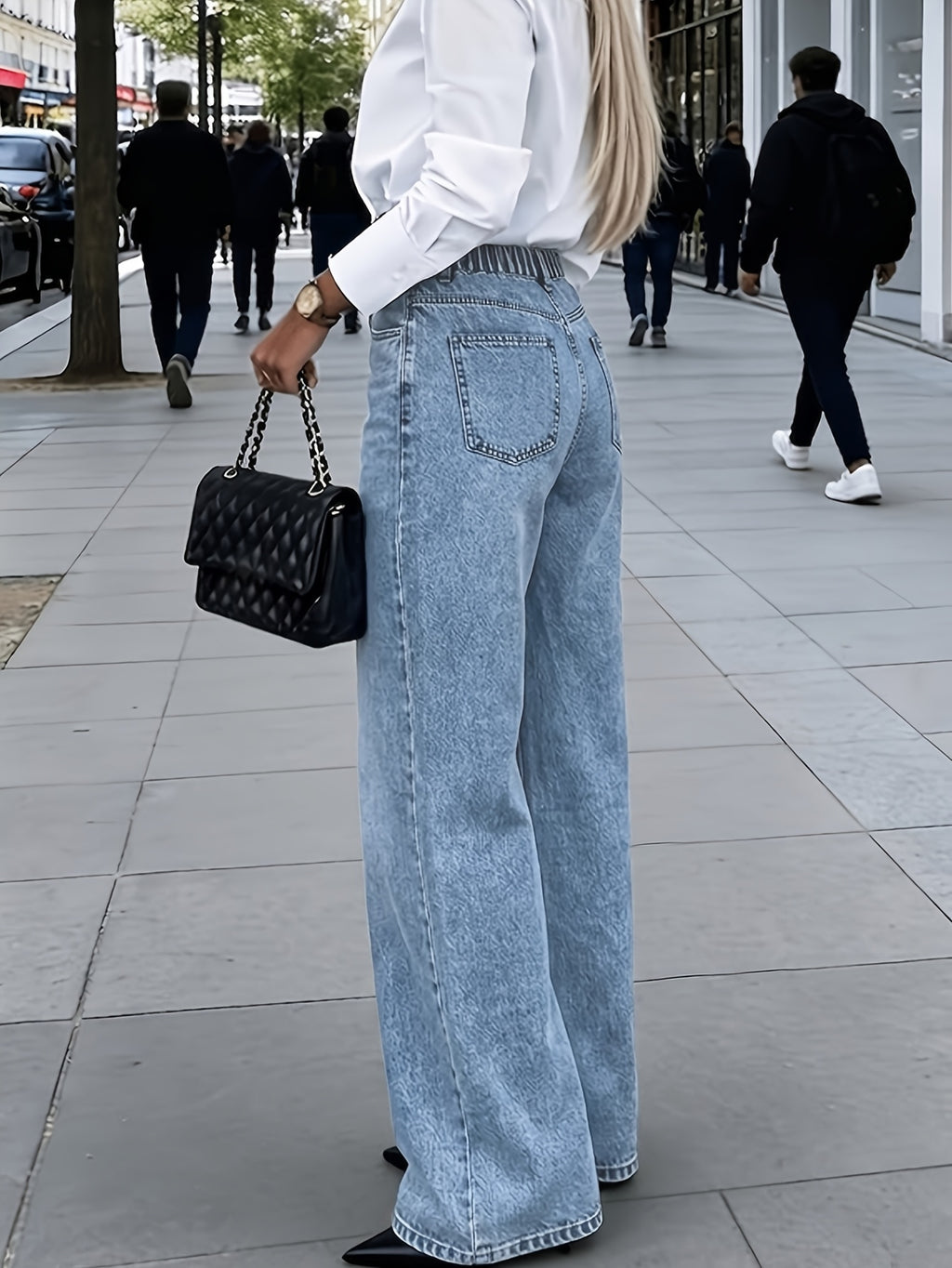 Washed Straight-Leg Jeans in Himmelblau mit weitem Bein