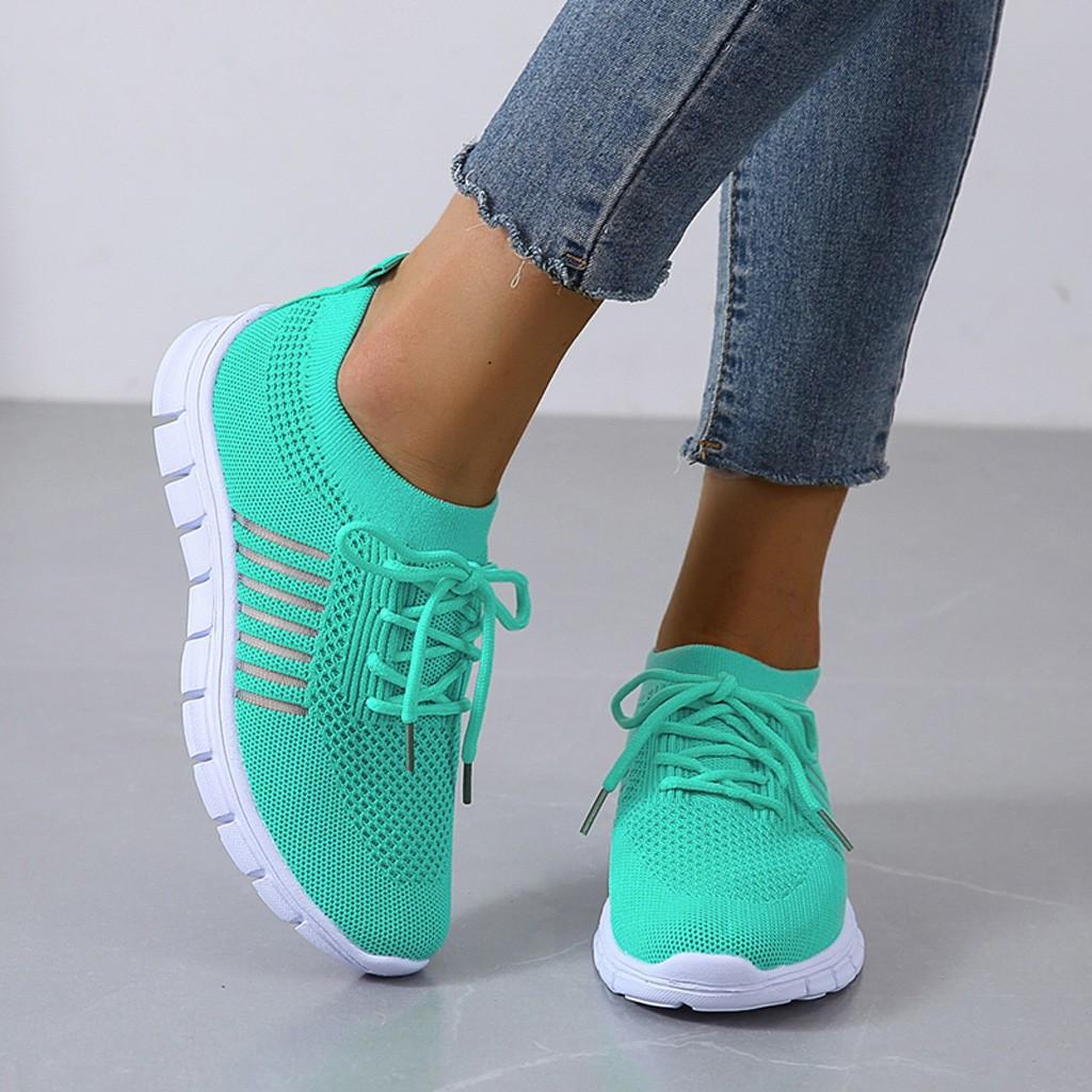 Sneaker Flyknit sportlich getragen