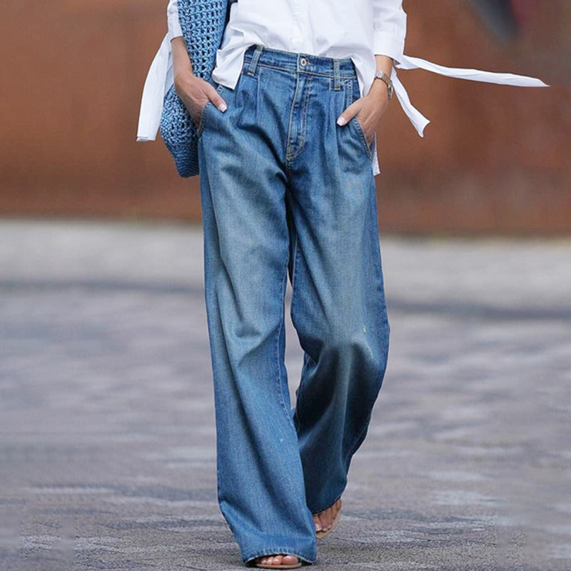 Weit geschnittene Damen Jeans in Blau mit hohem Bund
